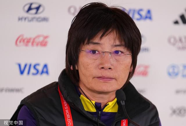 之所以美满，由于第三部以暗含的全平易近皆英雄完善的解答了第二部抛出的质疑。
